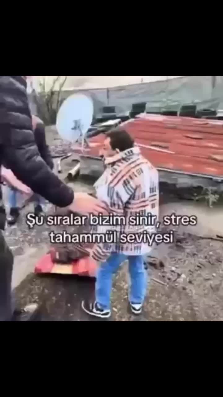 Konsere bilet alamayınca biz 🥹