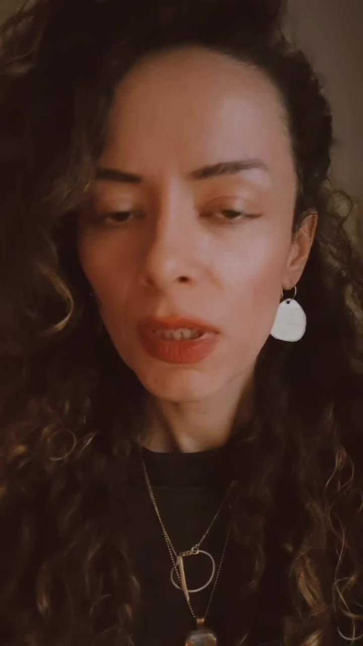 Ay D
