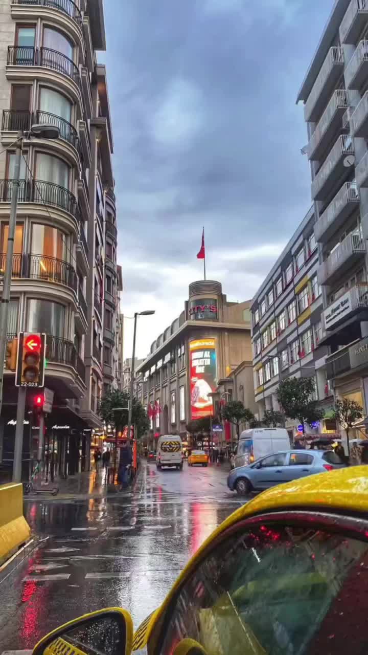 Elifcan K.